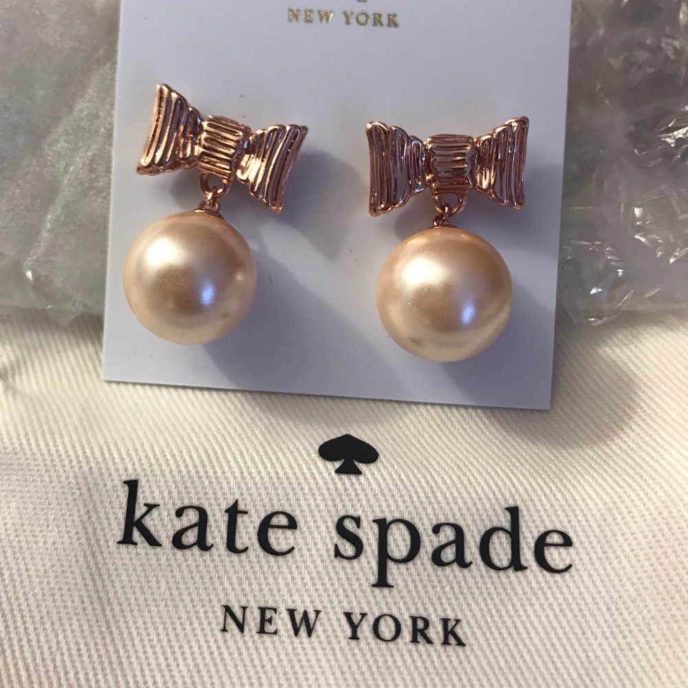 Kate Spade All Wrapped Up in Pearls Drop Earrings